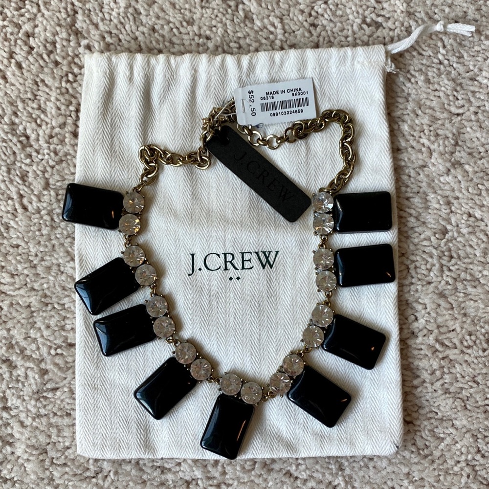 ⭐️NWT⭐️ JCrew Factory Black Gold Necklace w Jewels